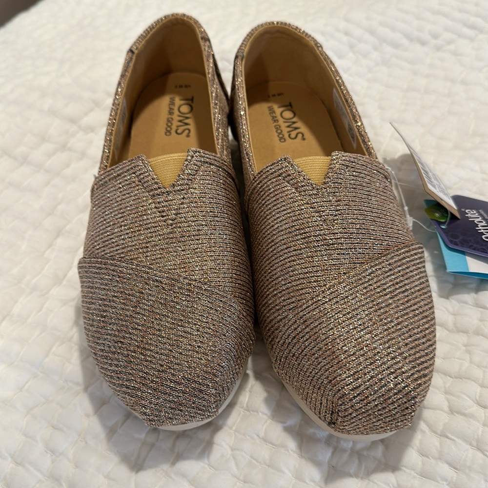 Toms Gold Glitter Alpargata - size 7